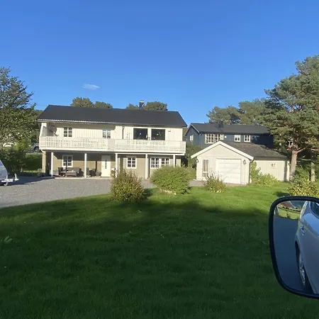 5 Person In Flatanger * Vik (Nord-Trondelag)