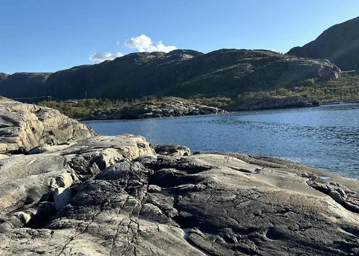 5 Person In Flatanger * Vik (Nord-Trondelag)